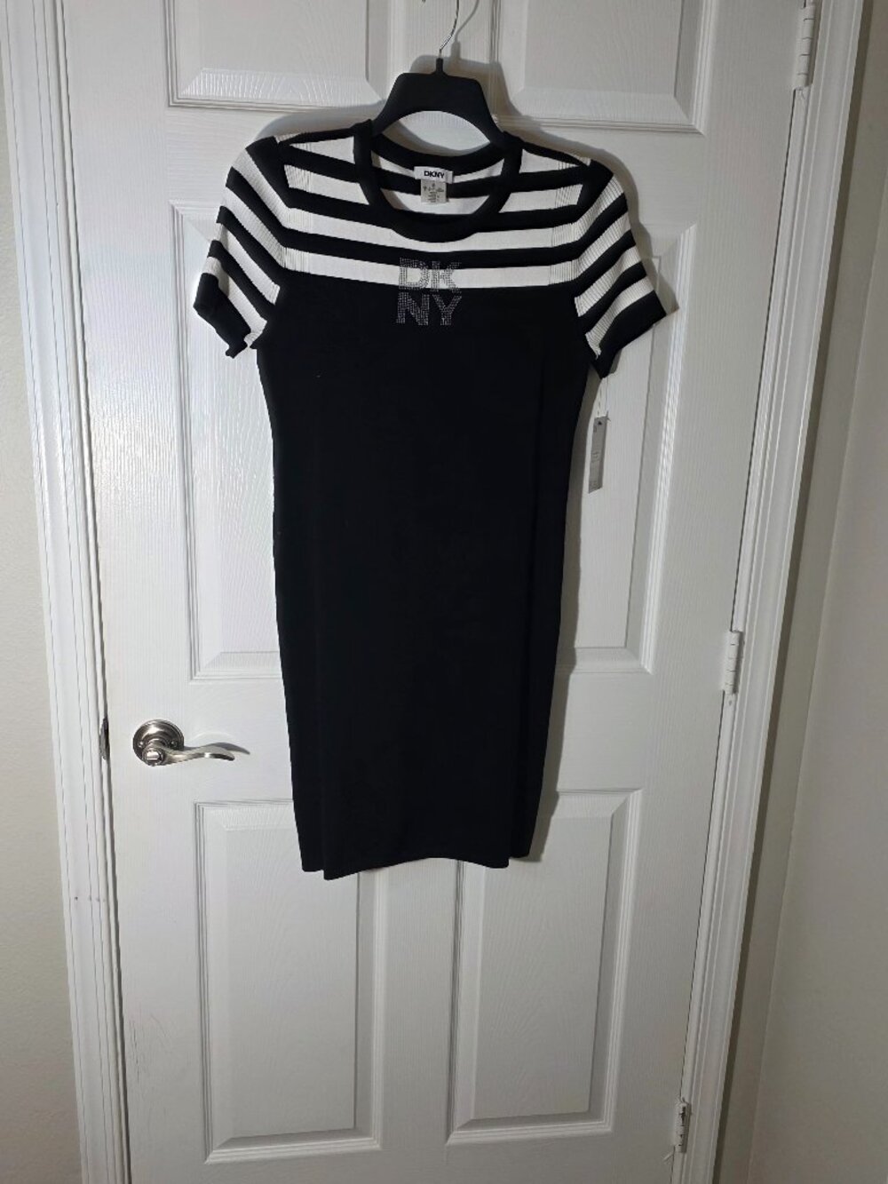 DKNY womens Short Sleeve Crew Neck Logo T-shirt Dress medium black white silver